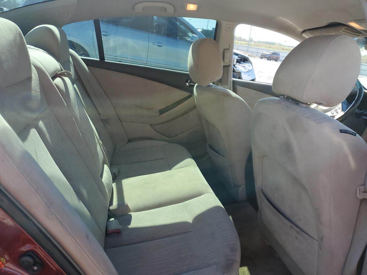 2010 NISSAN ALTIMA