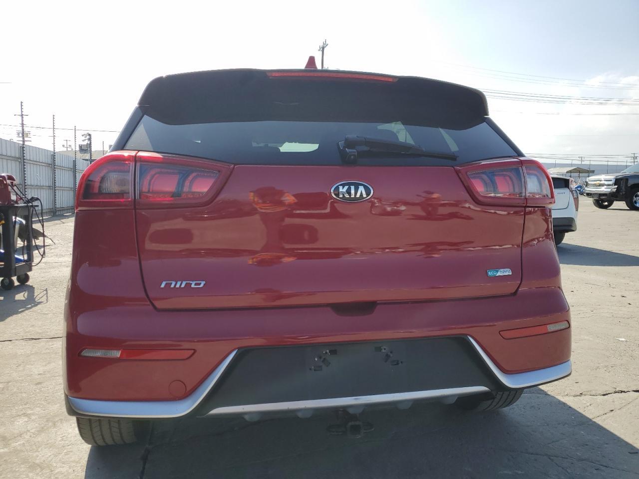 2017 KIA Niro