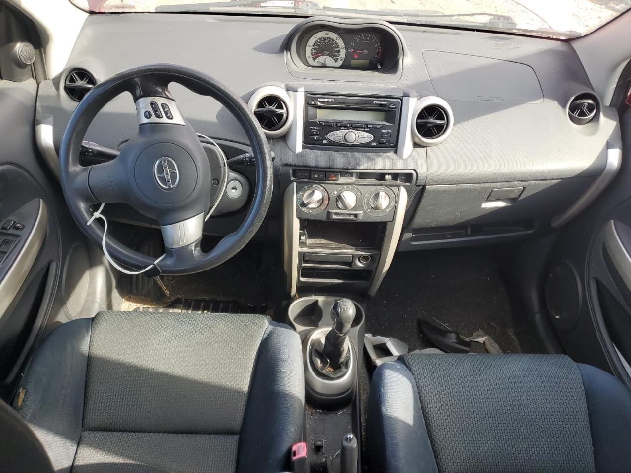 2006 TOYOTA SCION