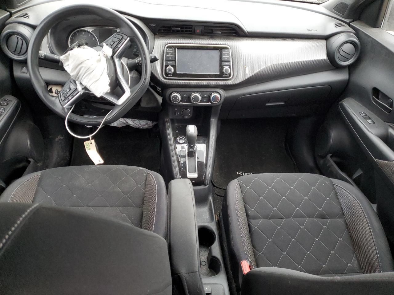 2019 NISSAN KICKS