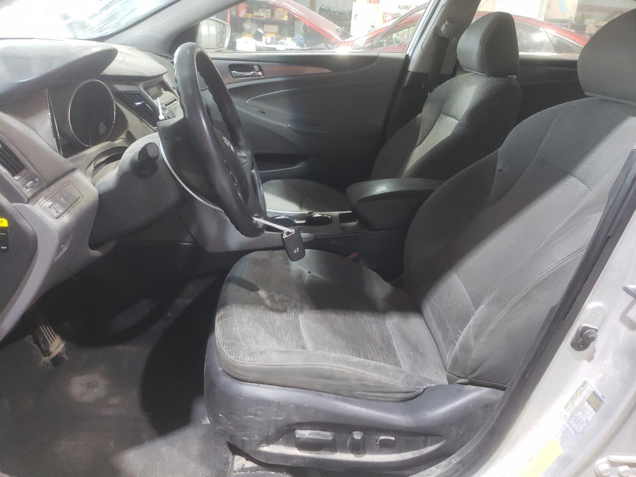 2012 HYUNDAI SONATA