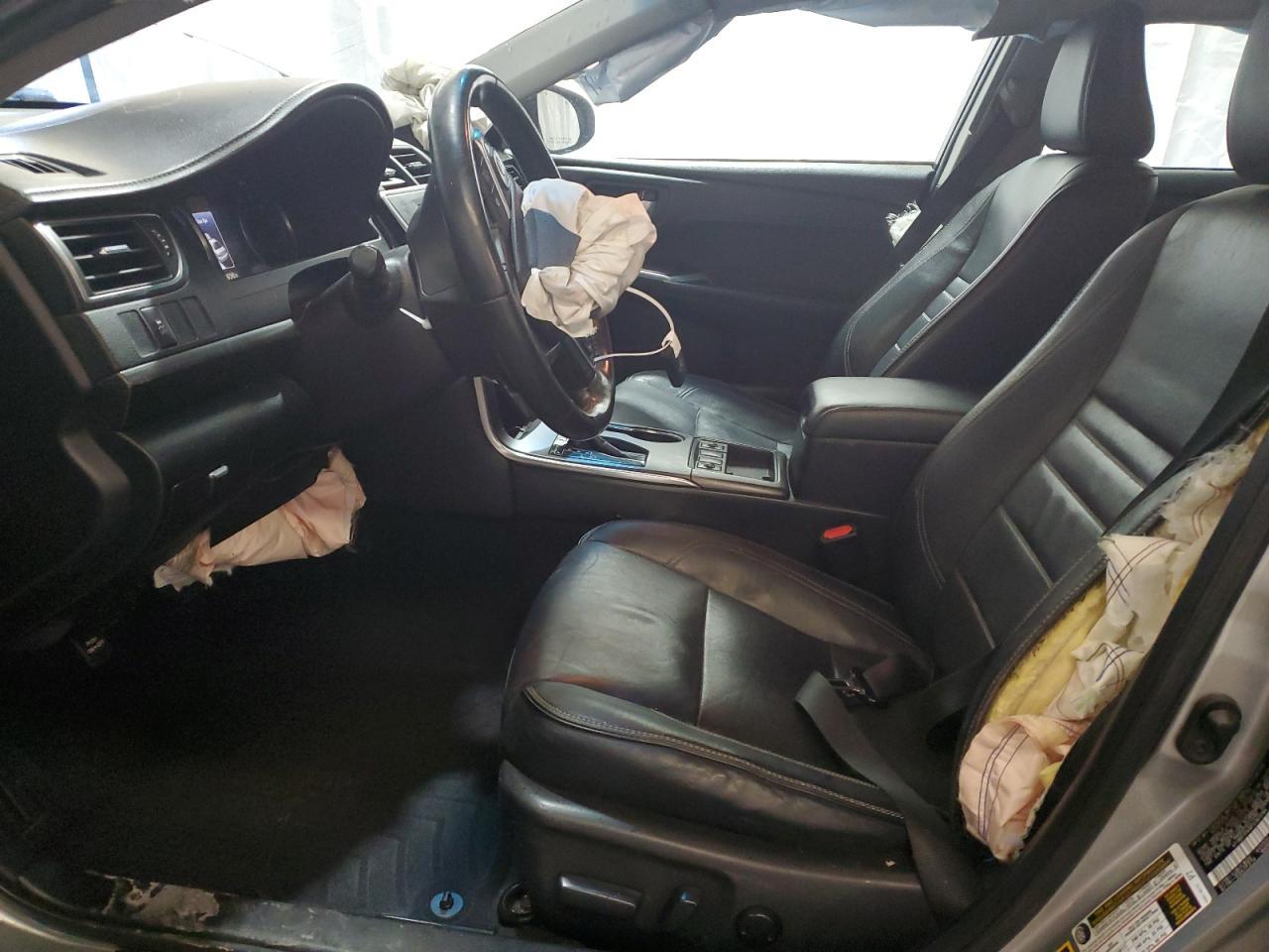 2015 TOYOTA CAMRY