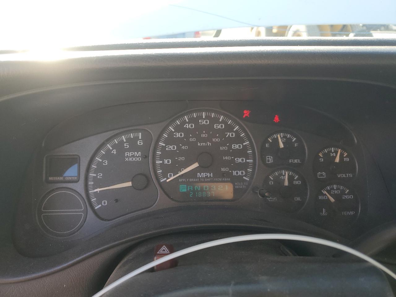 2002 CHEVROLET Tahoe