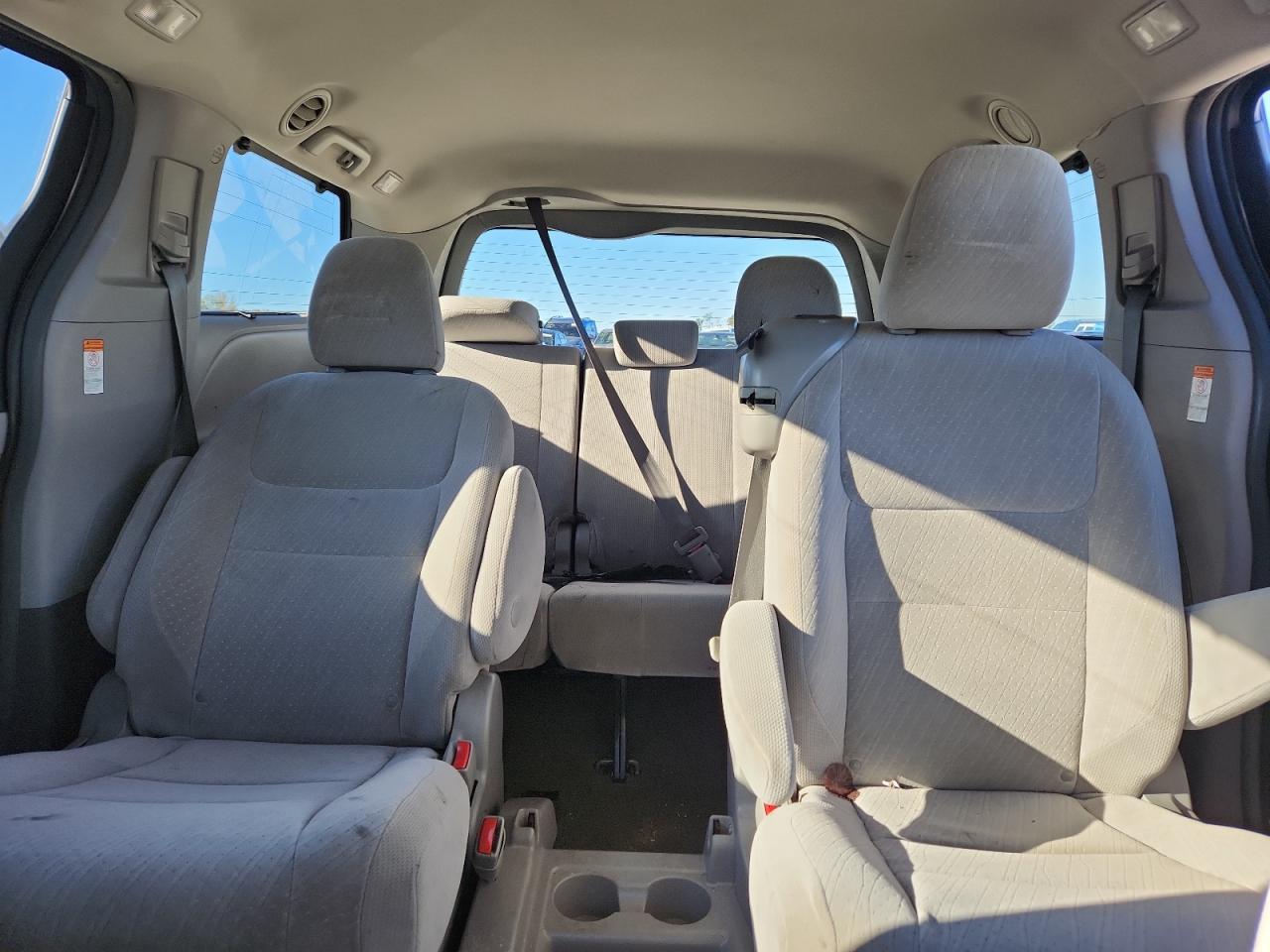 2018 TOYOTA SIENNA