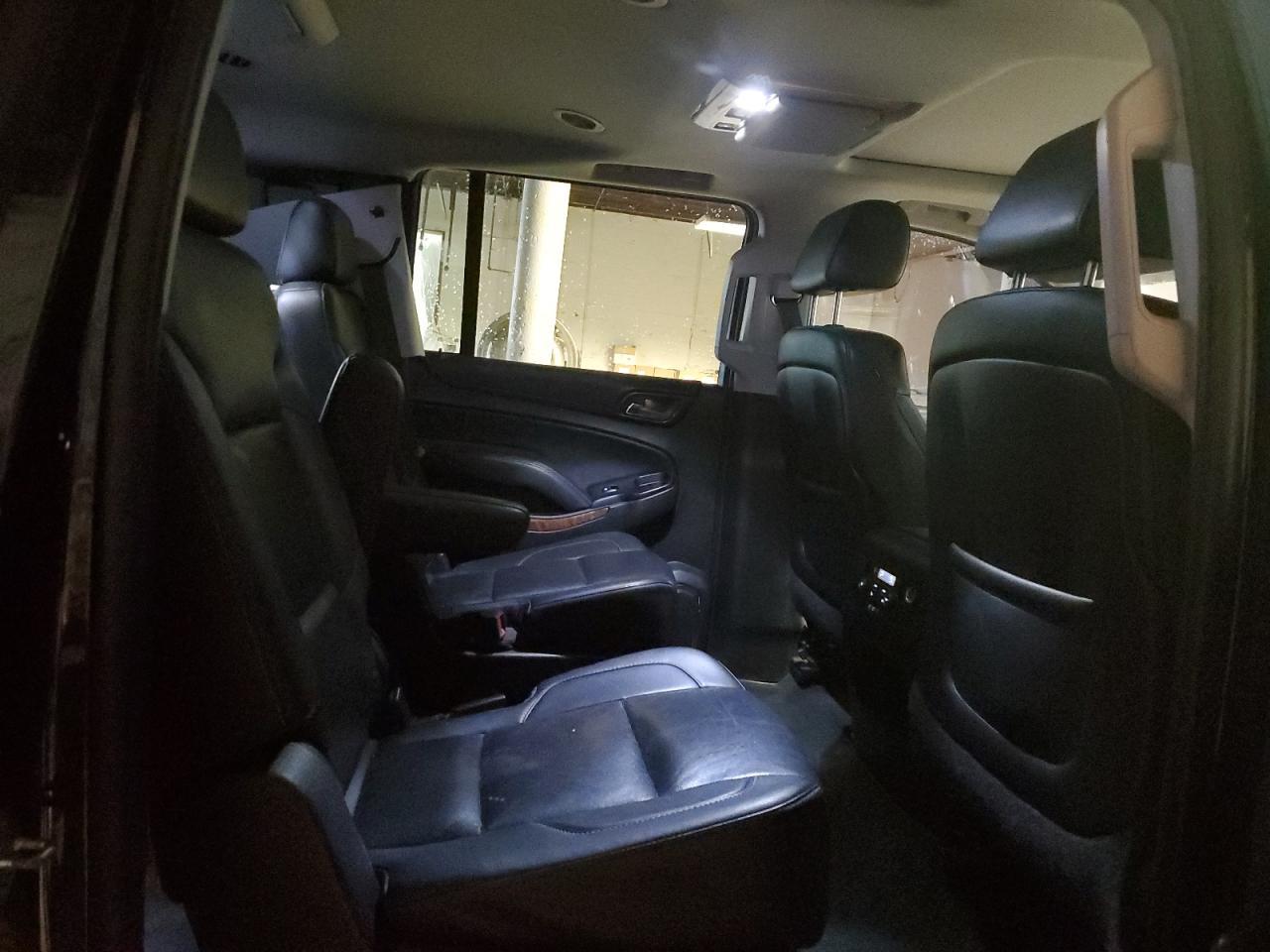 2015 CHEVROLET Suburban