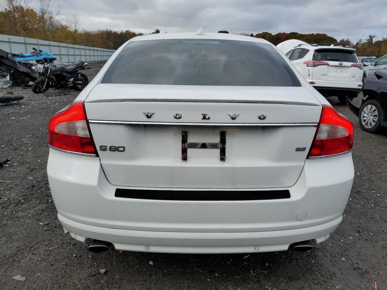 2010 VOLVO S80