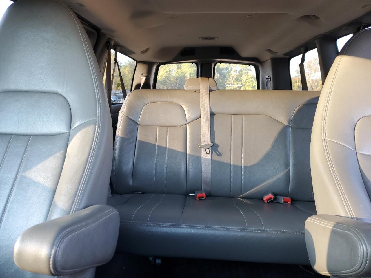 2015 CHEVROLET Express 3500