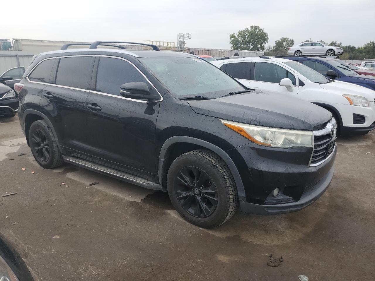 2015 TOYOTA HIGHLANDER