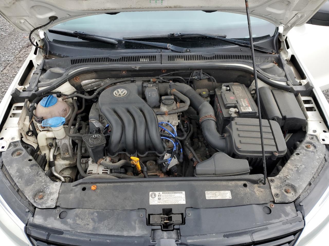 2013 VOLKSWAGEN JETTA
