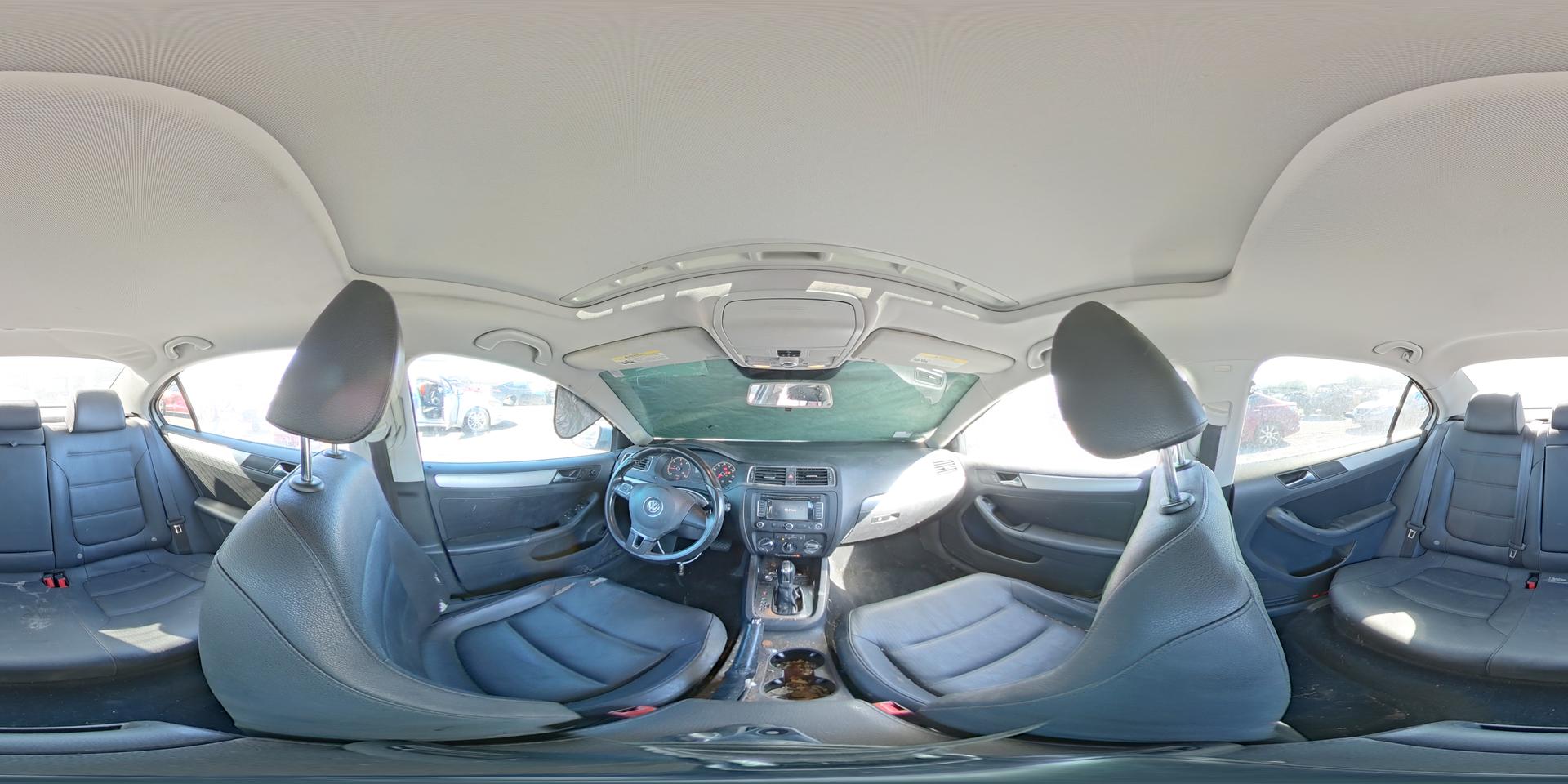 2011 VOLKSWAGEN JETTA