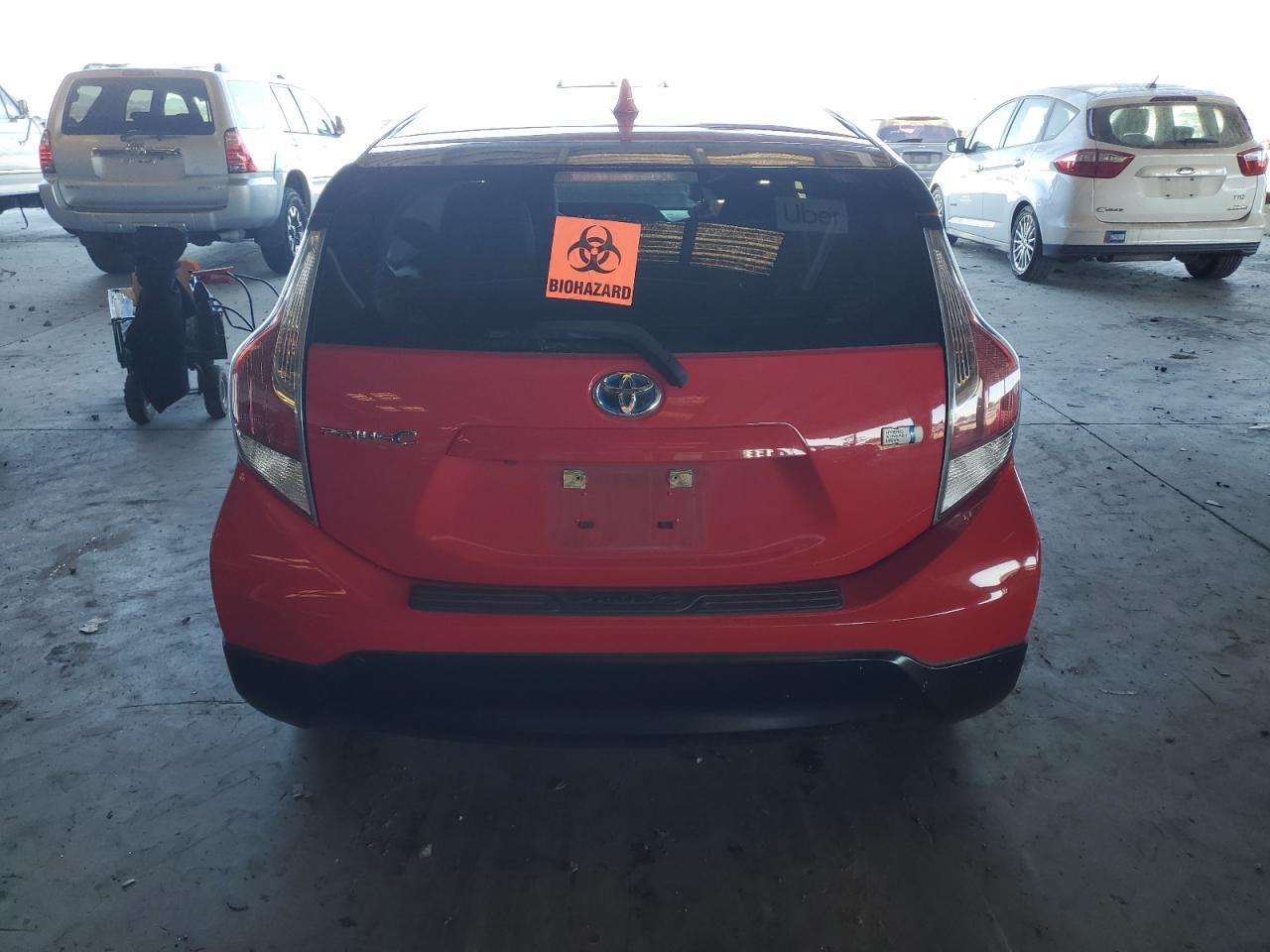 2017 TOYOTA Prius c