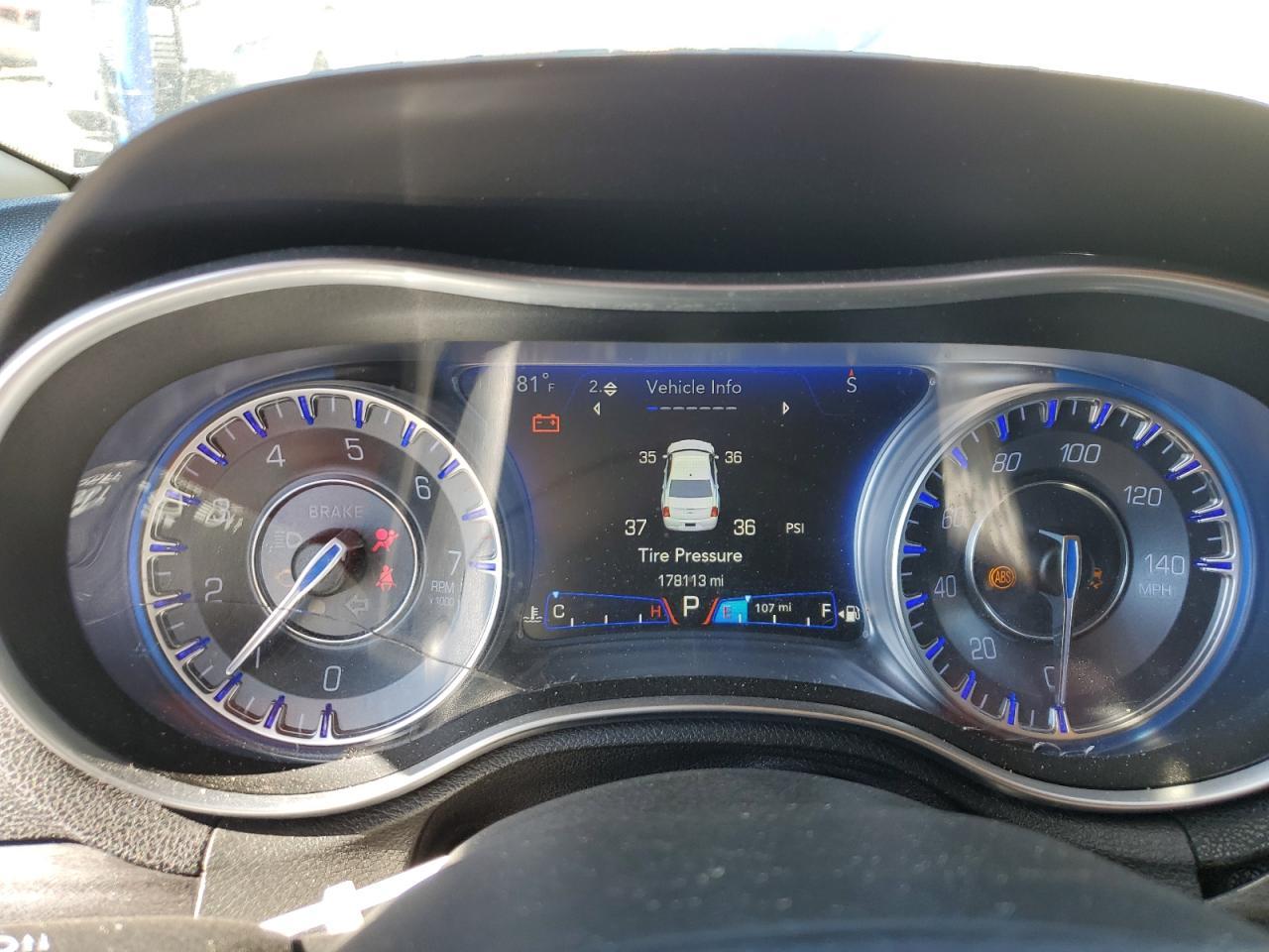 2016 CHRYSLER 300
