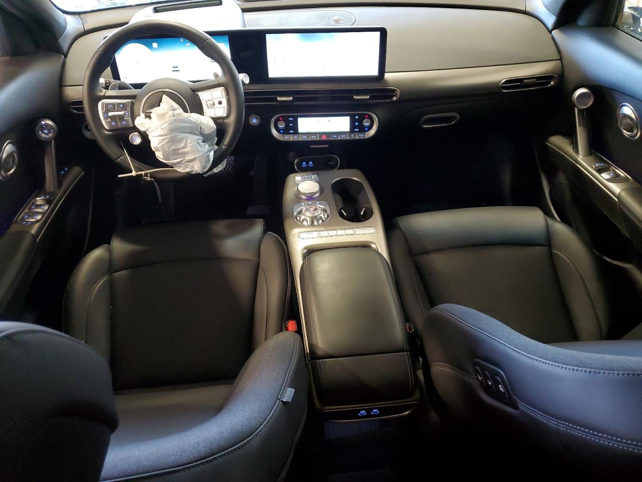 2024 GENESIS GV60