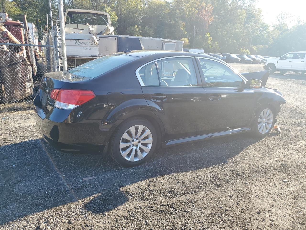 2011 SUBARU Legacy