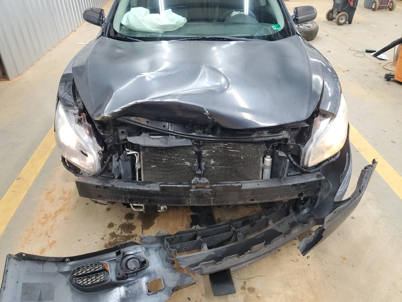 2011 NISSAN Maxima