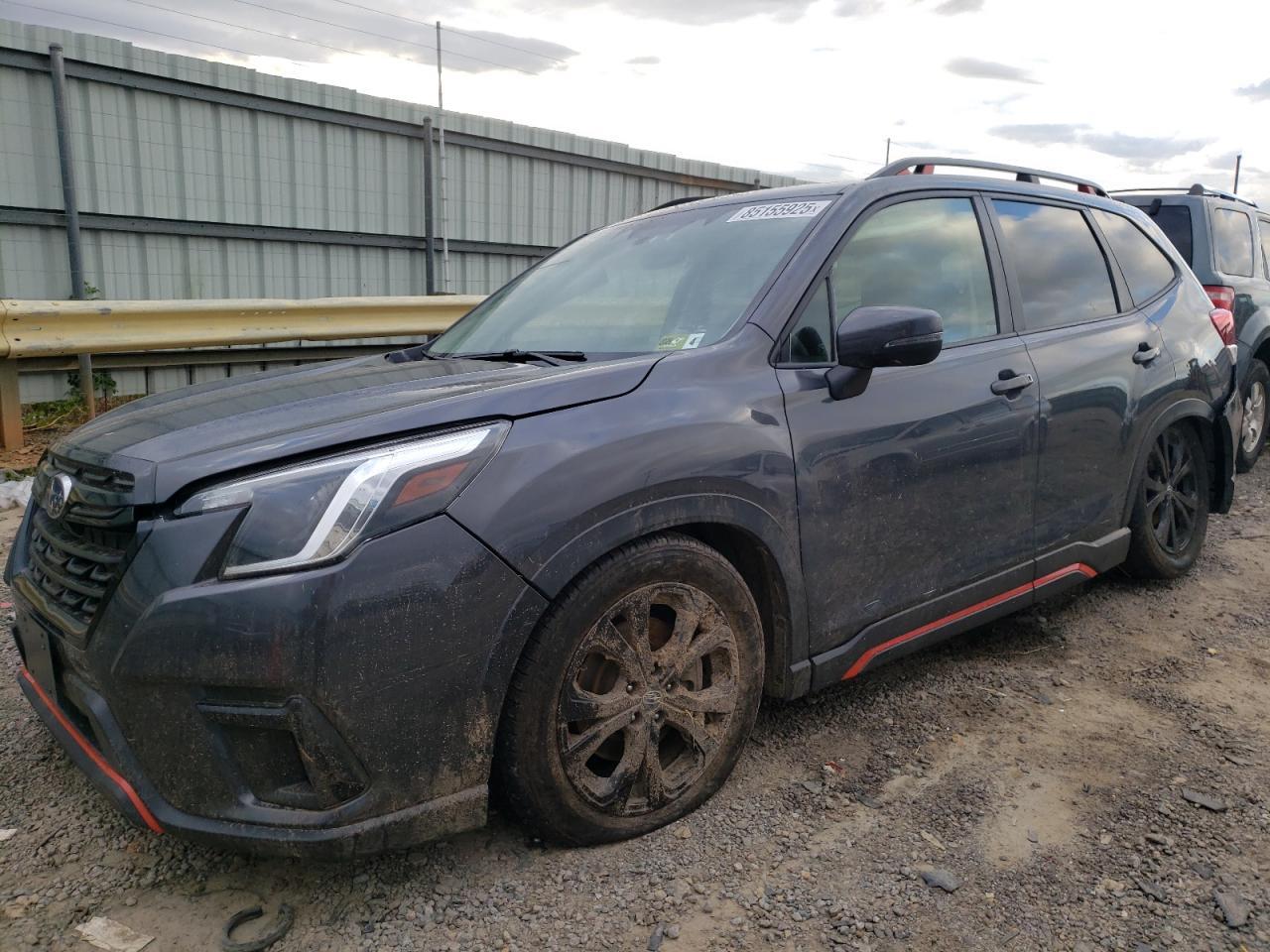 2022 SUBARU FORESTER