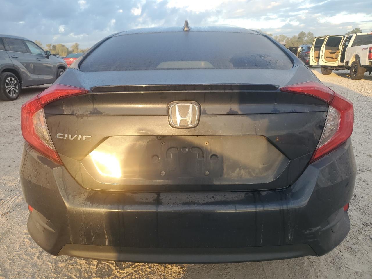 2016 HONDA CIVIC