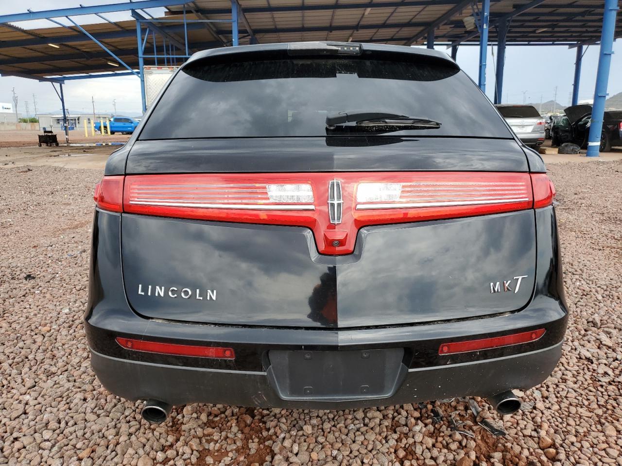 2019 LINCOLN MKT