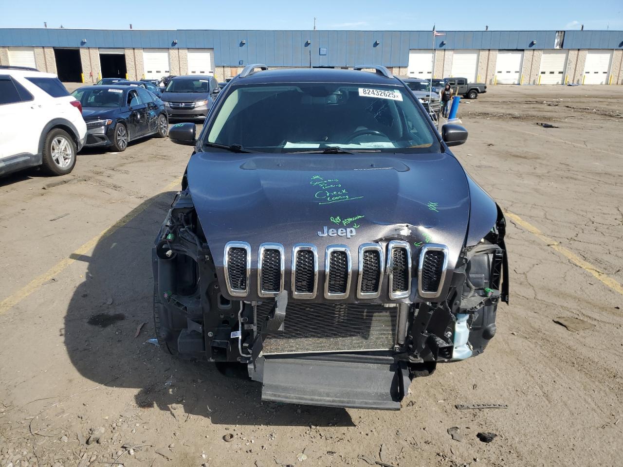 2018 JEEP CHEROKEE