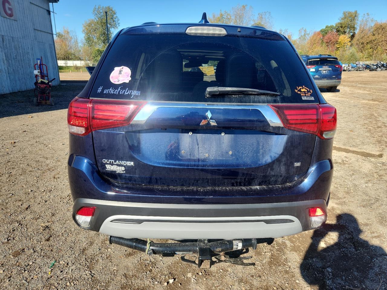 2020 MITSUBISHI outlander