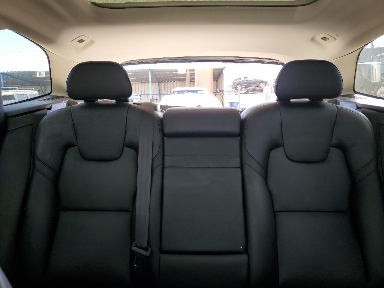 2018 VOLVO XC60