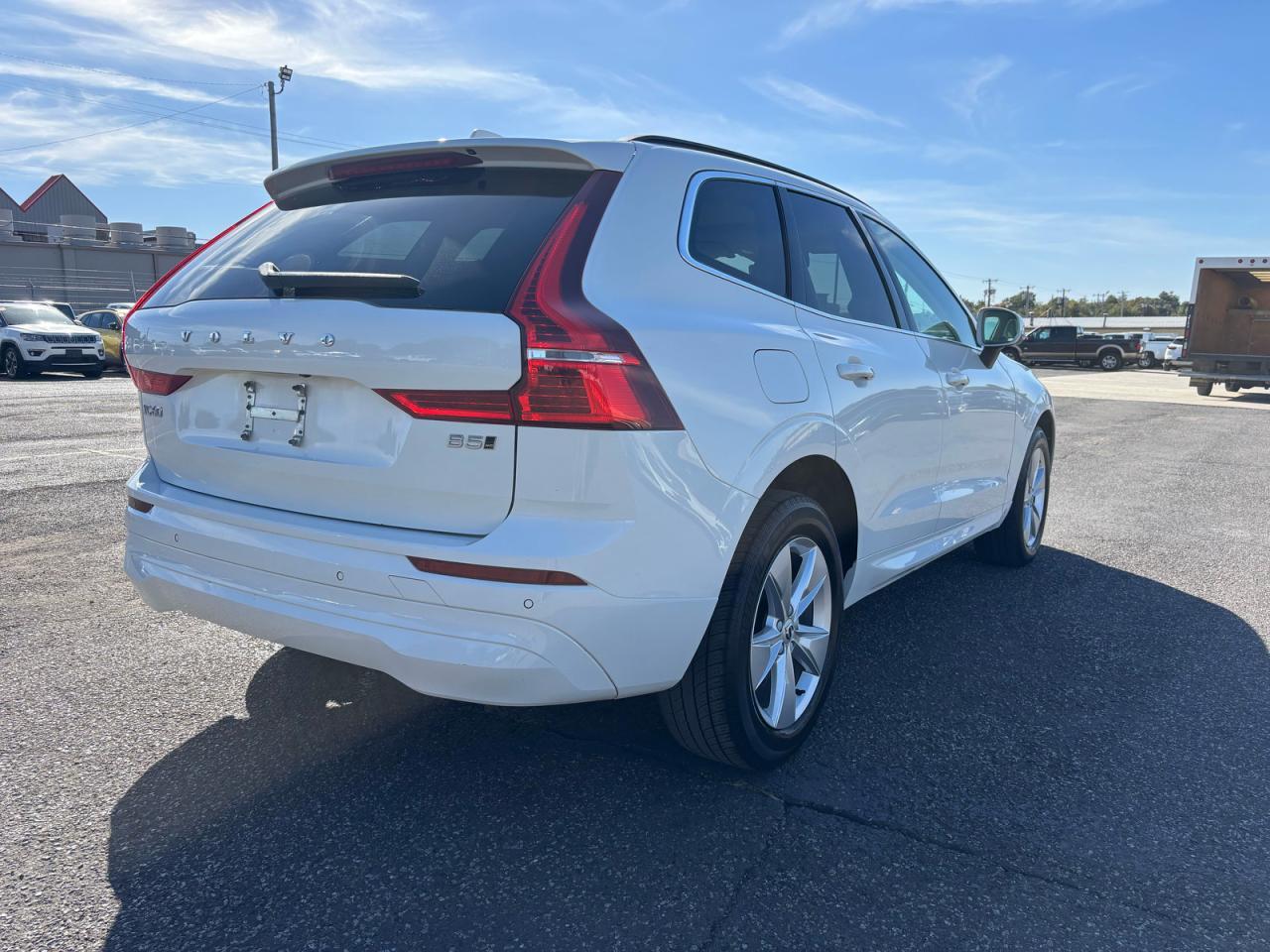 2022 VOLVO XC60