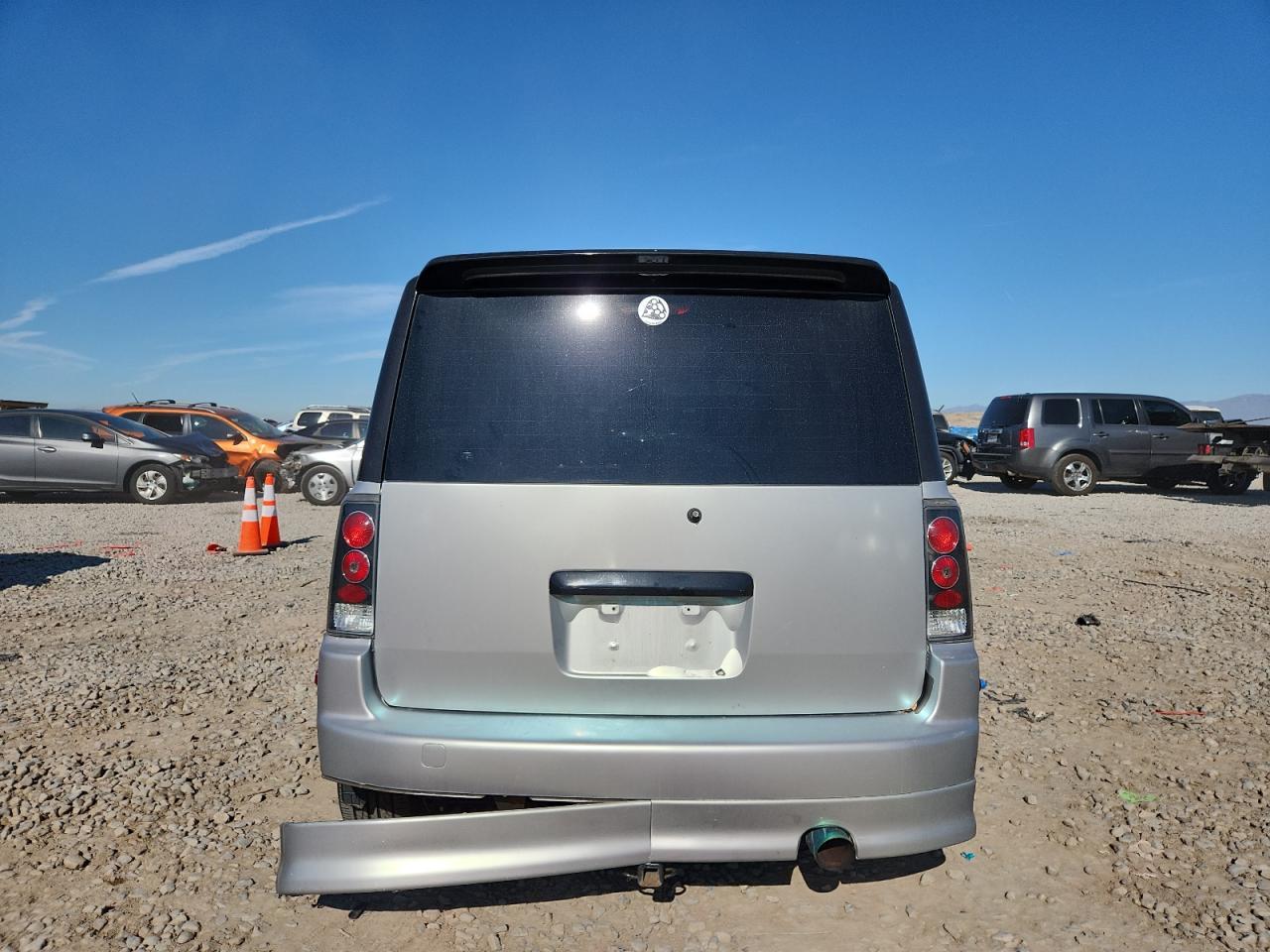 2004 TOYOTA SCION