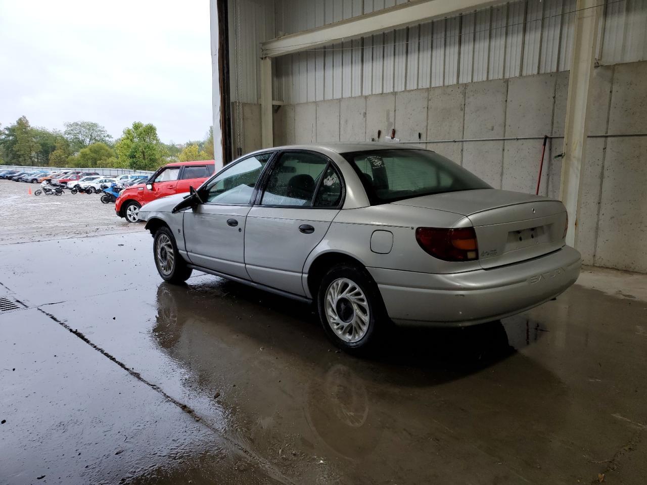 2002 SATURN Sl1