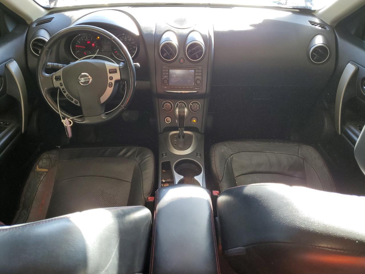 2011 NISSAN ROGUE