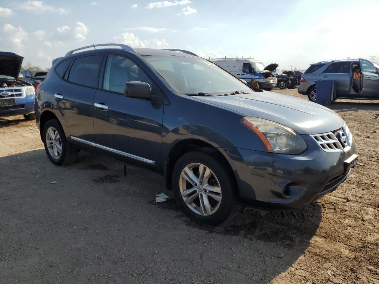 2015 NISSAN ROGUE