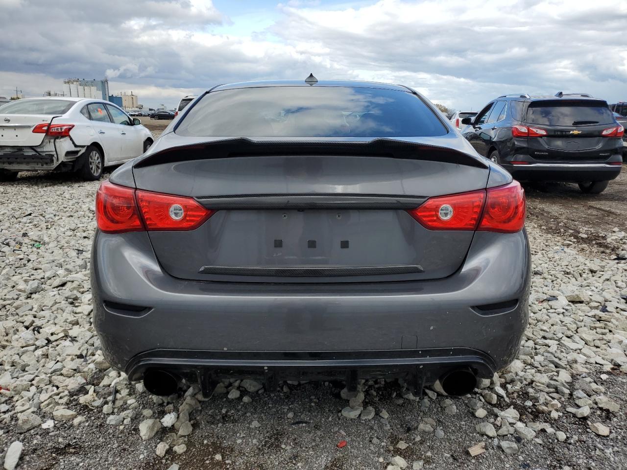 2016 INFINITI Q50