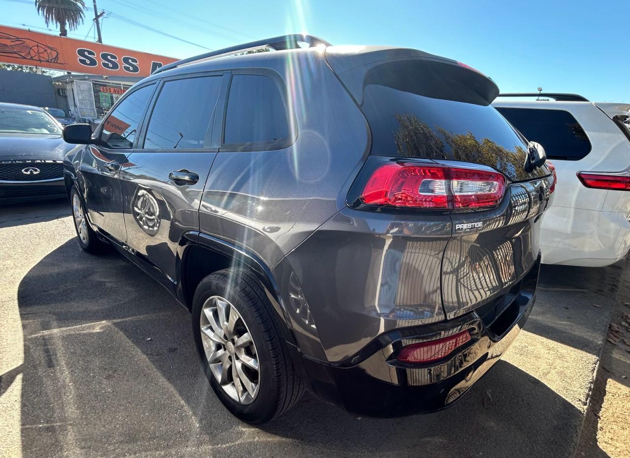 2018 JEEP CHEROKEE