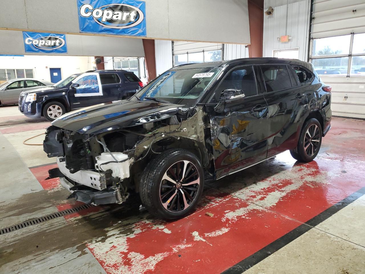 2021 TOYOTA HIGHLANDER