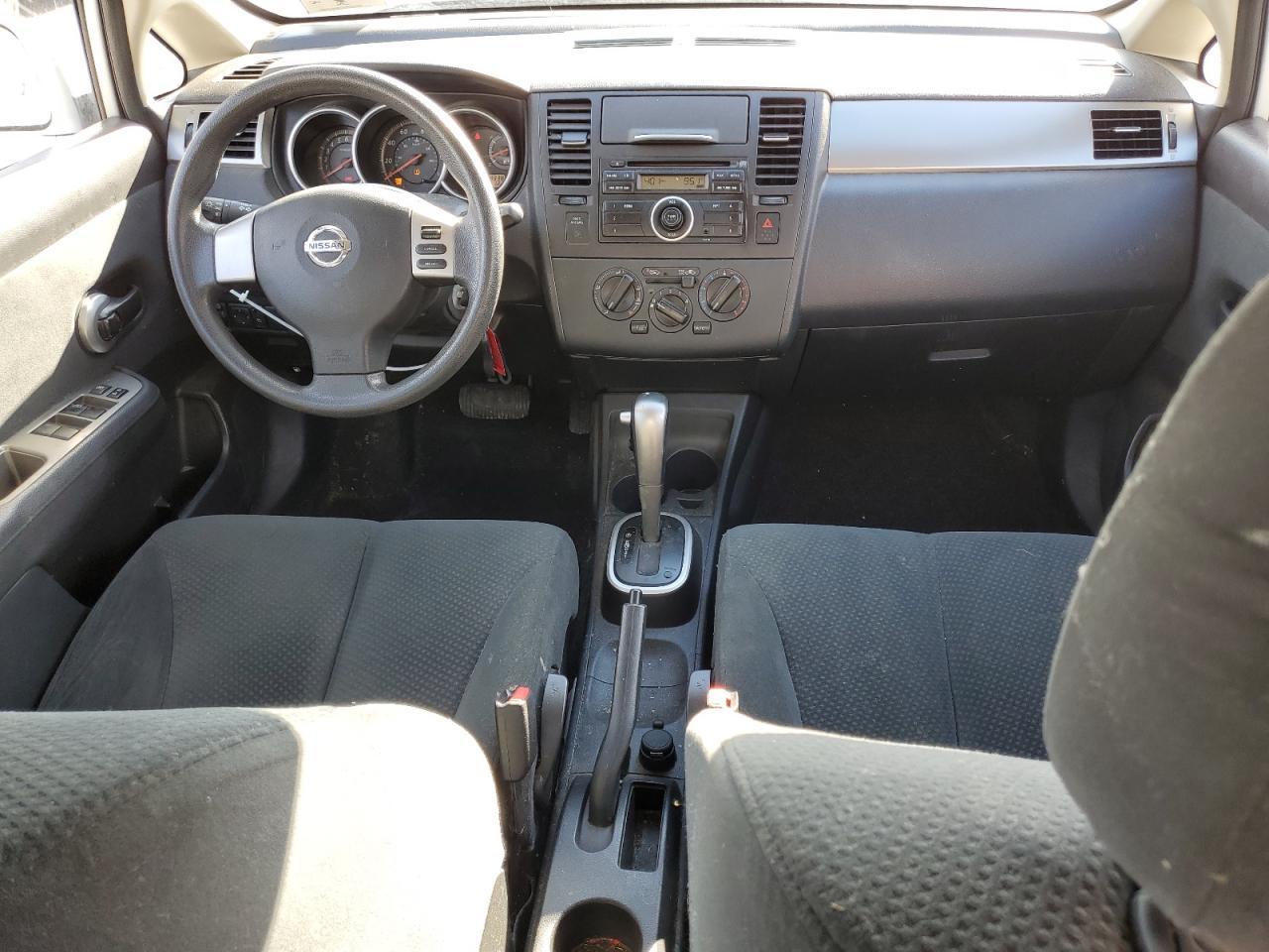 2011 NISSAN VERSA