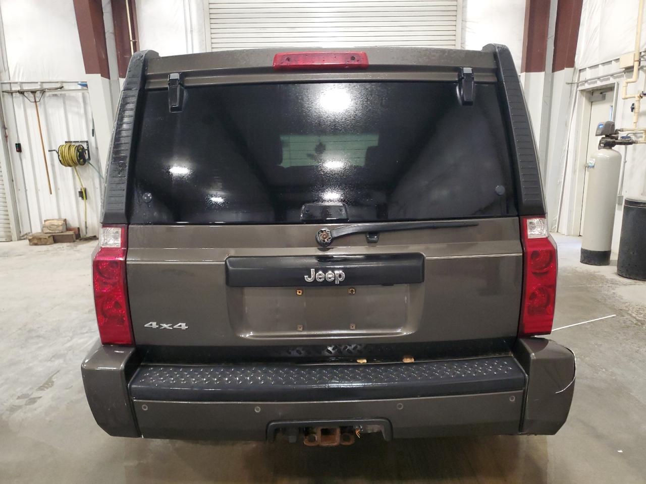 2006 JEEP Commander