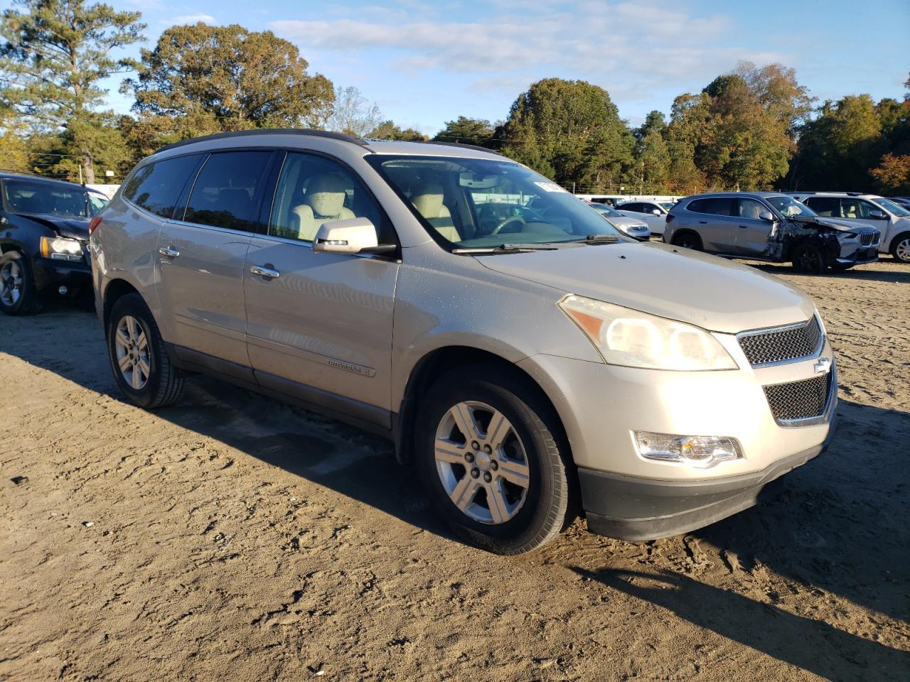 2009 CHEVROLET TRAVERSE