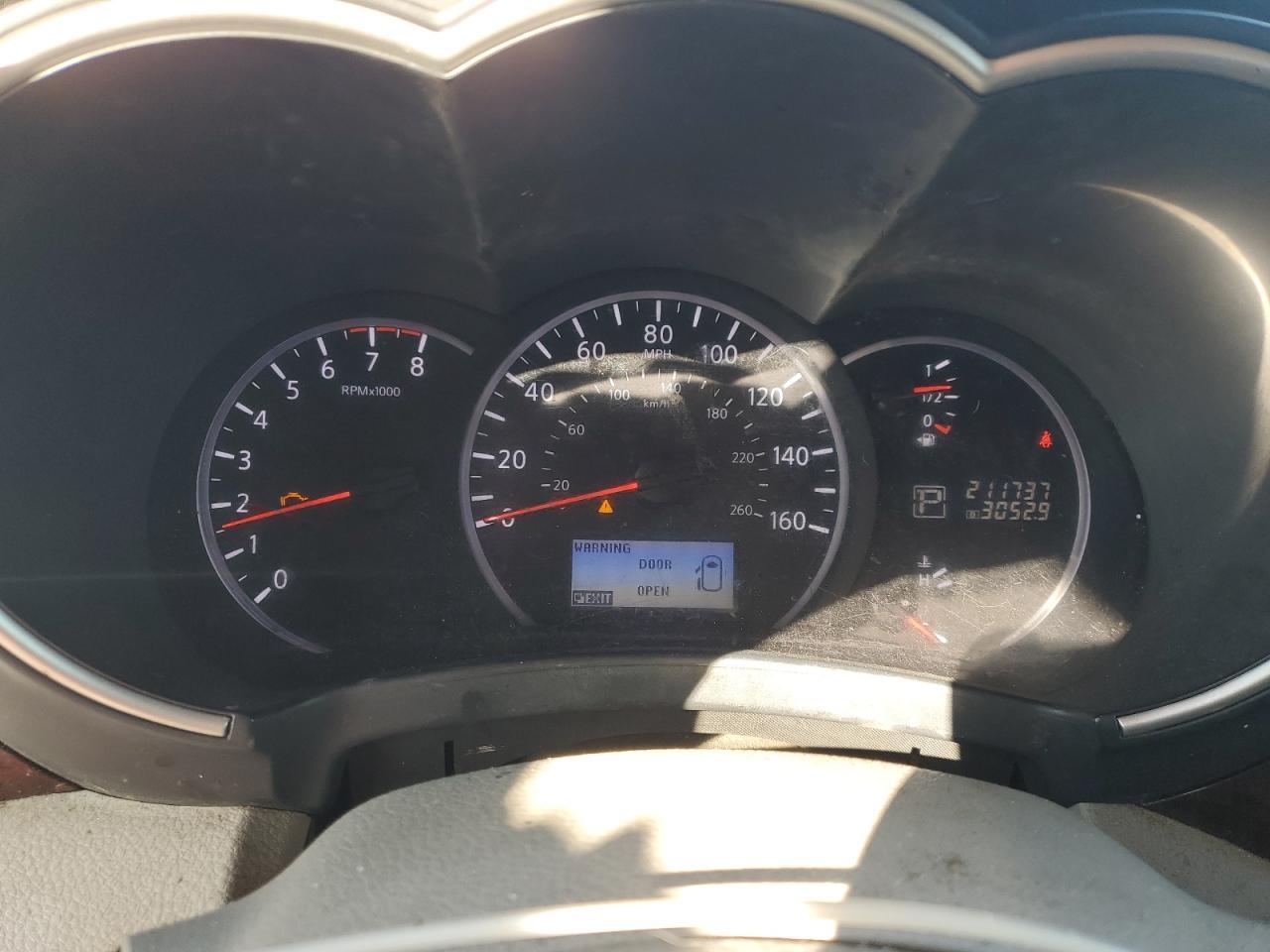 2011 NISSAN Quest