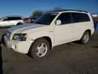 2004 TOYOTA HIGHLANDER