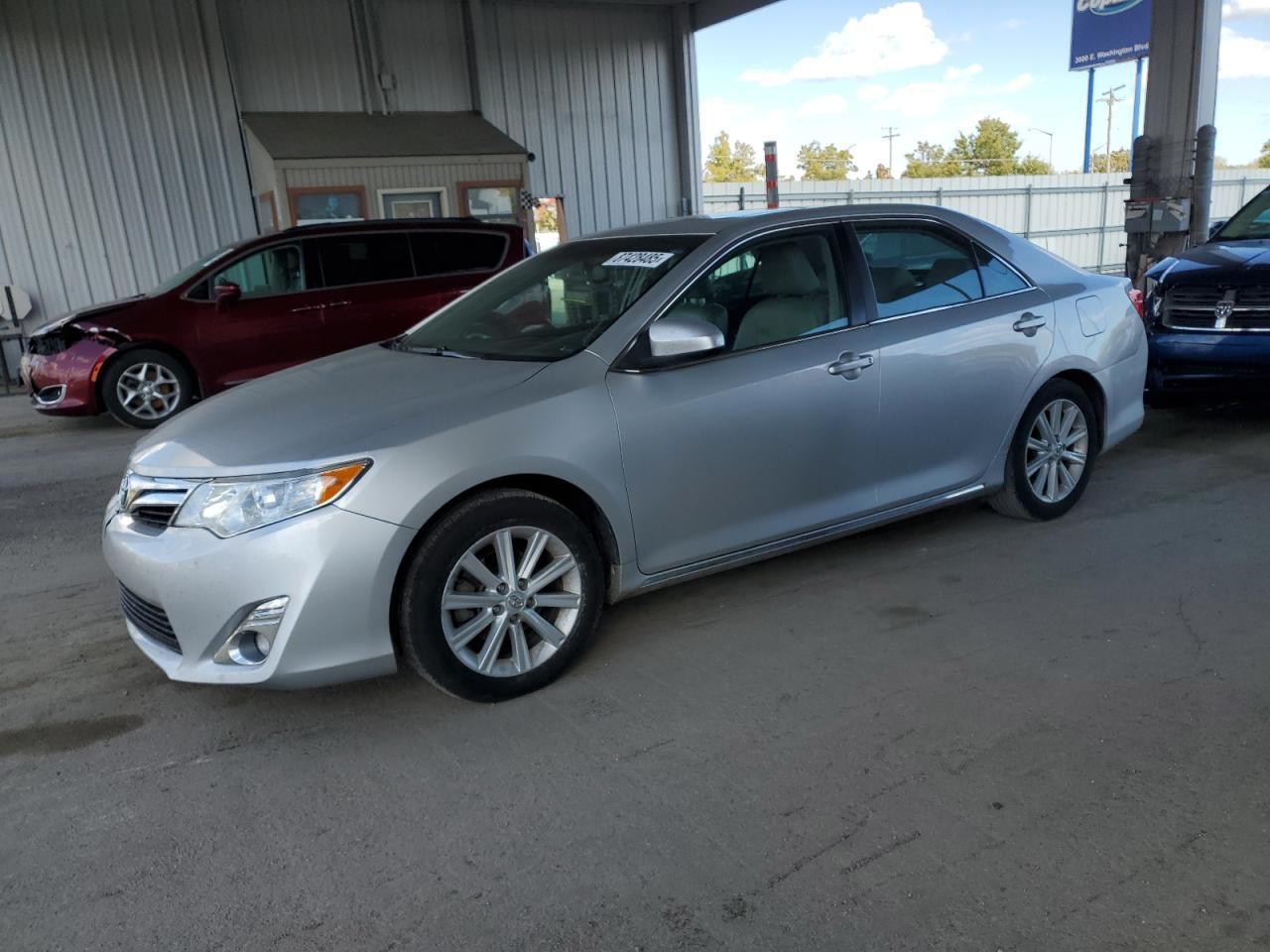 2014 TOYOTA CAMRY
