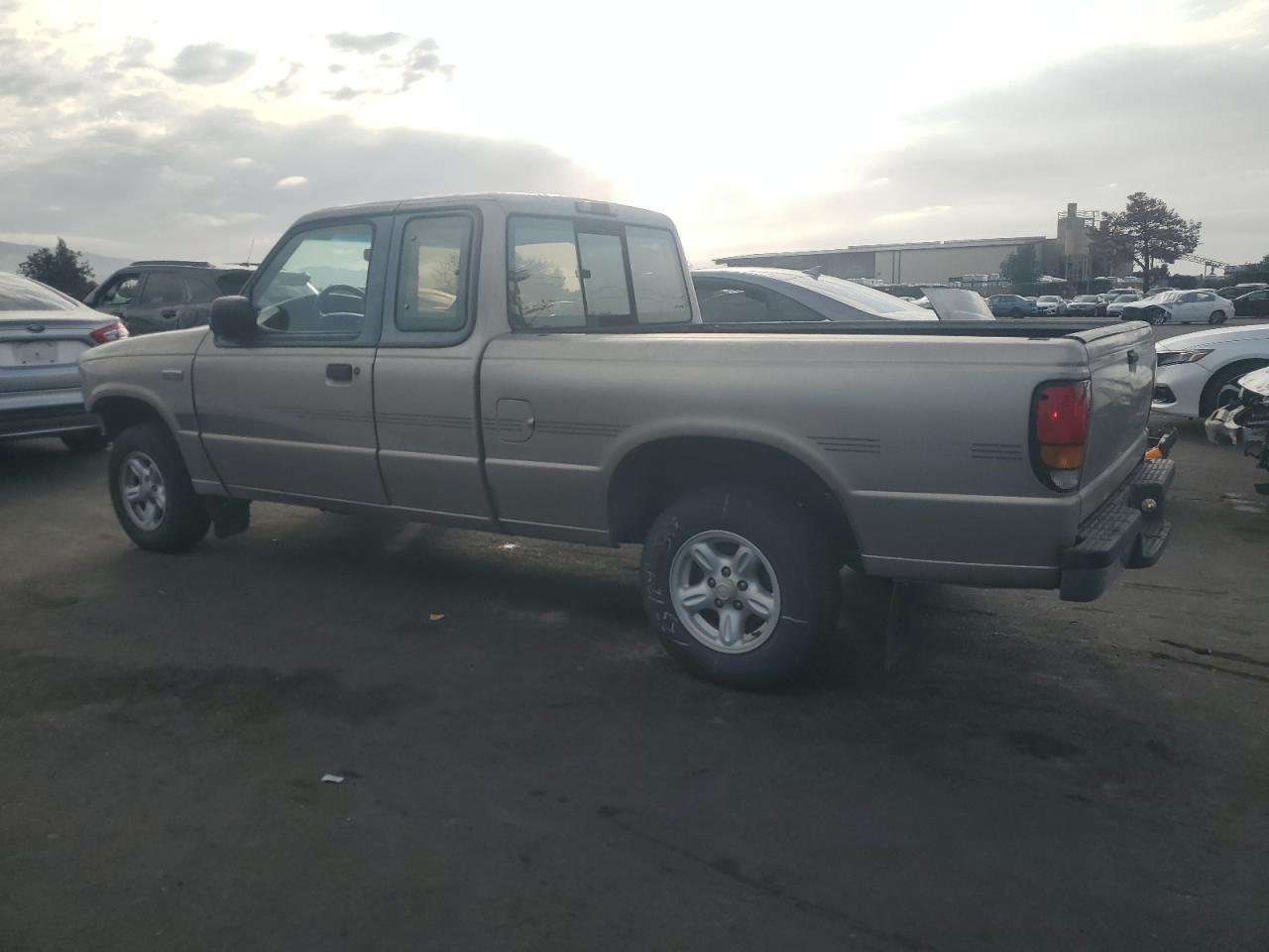 1996 MAZDA B2300