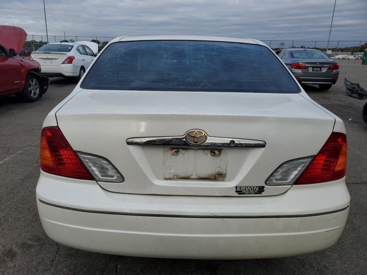 2000 TOYOTA Avalon