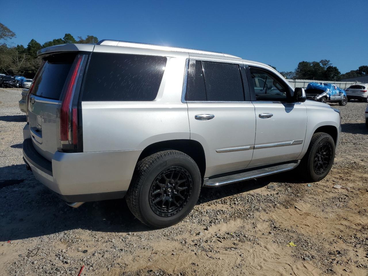 2016 CADILLAC ESCALADE