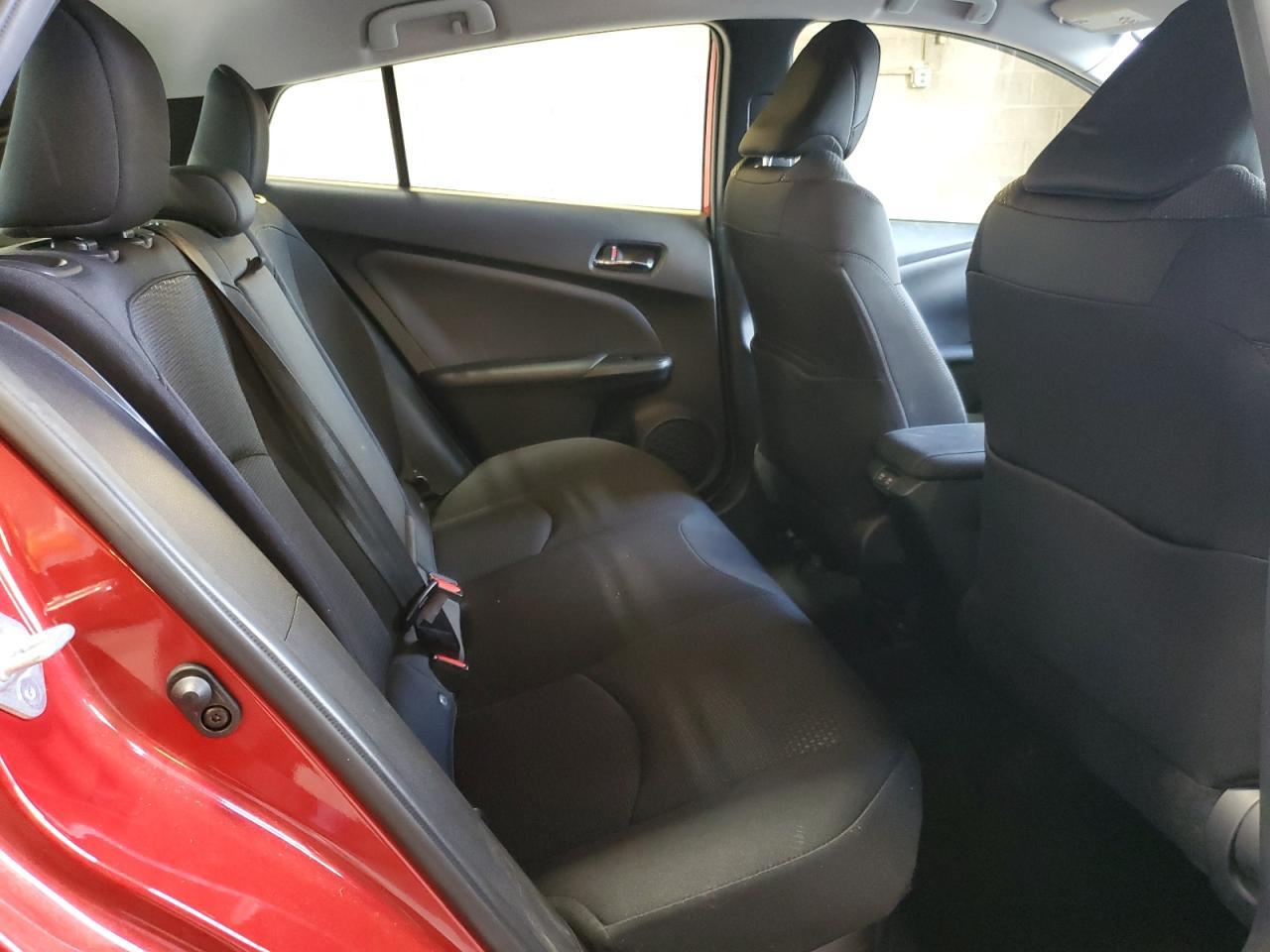 2021 TOYOTA PRIUS