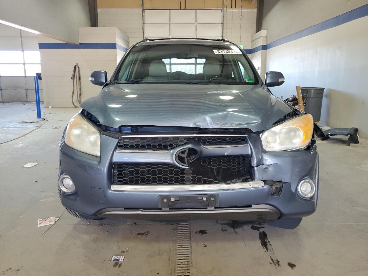 2011 TOYOTA RAV4
