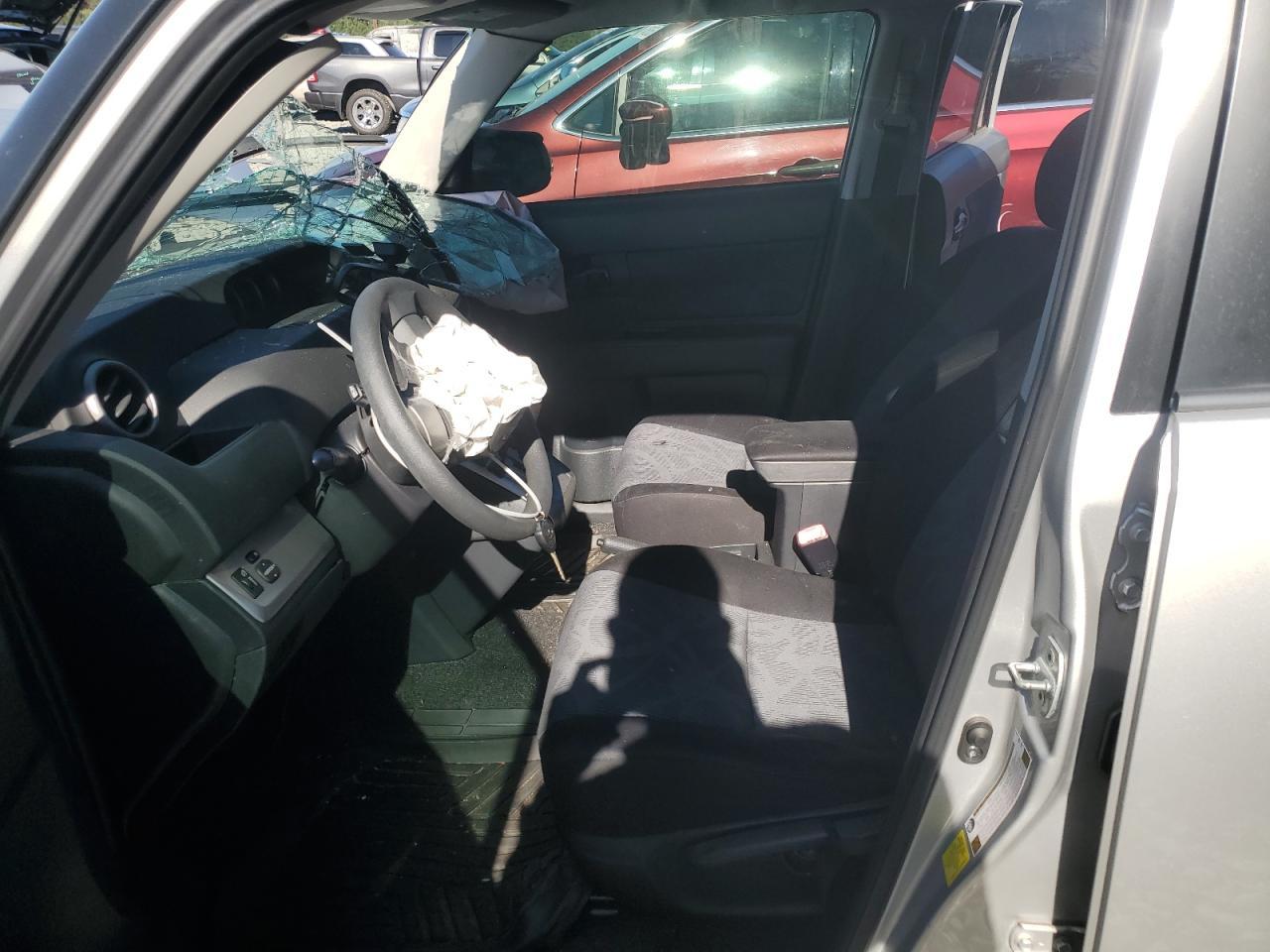 2012 TOYOTA SCION