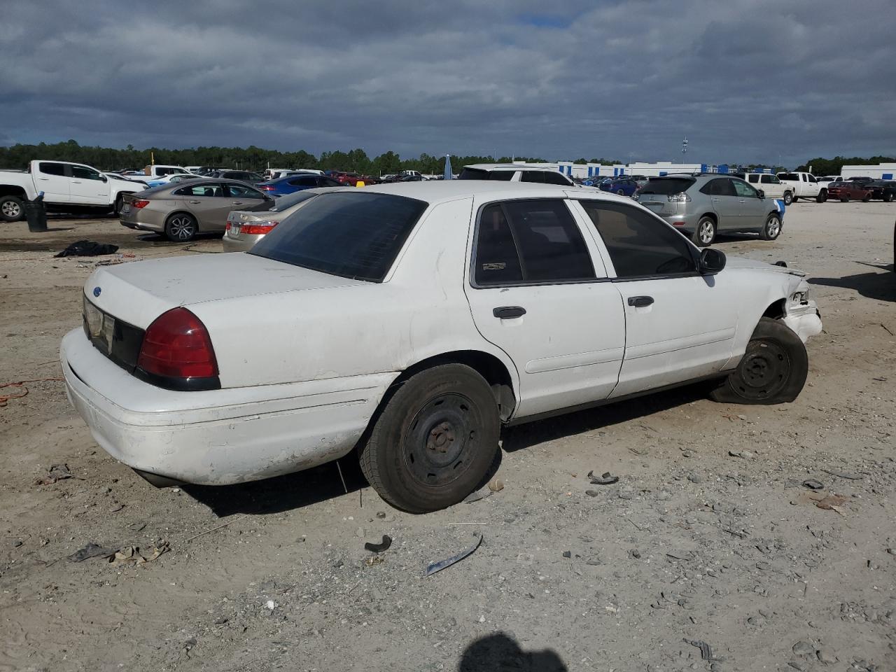 2003 FORD Crown Victoria