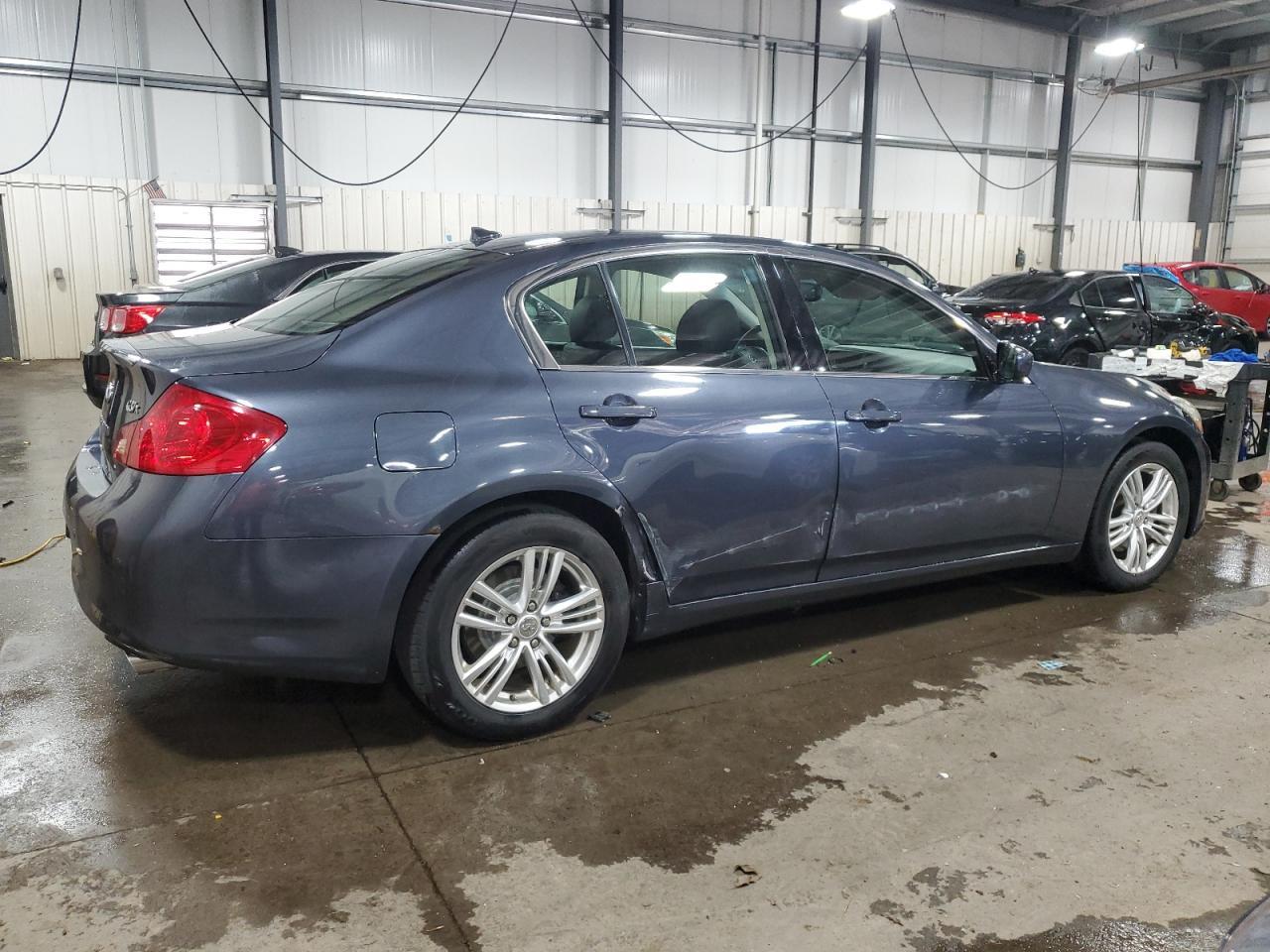 2010 INFINITI G37