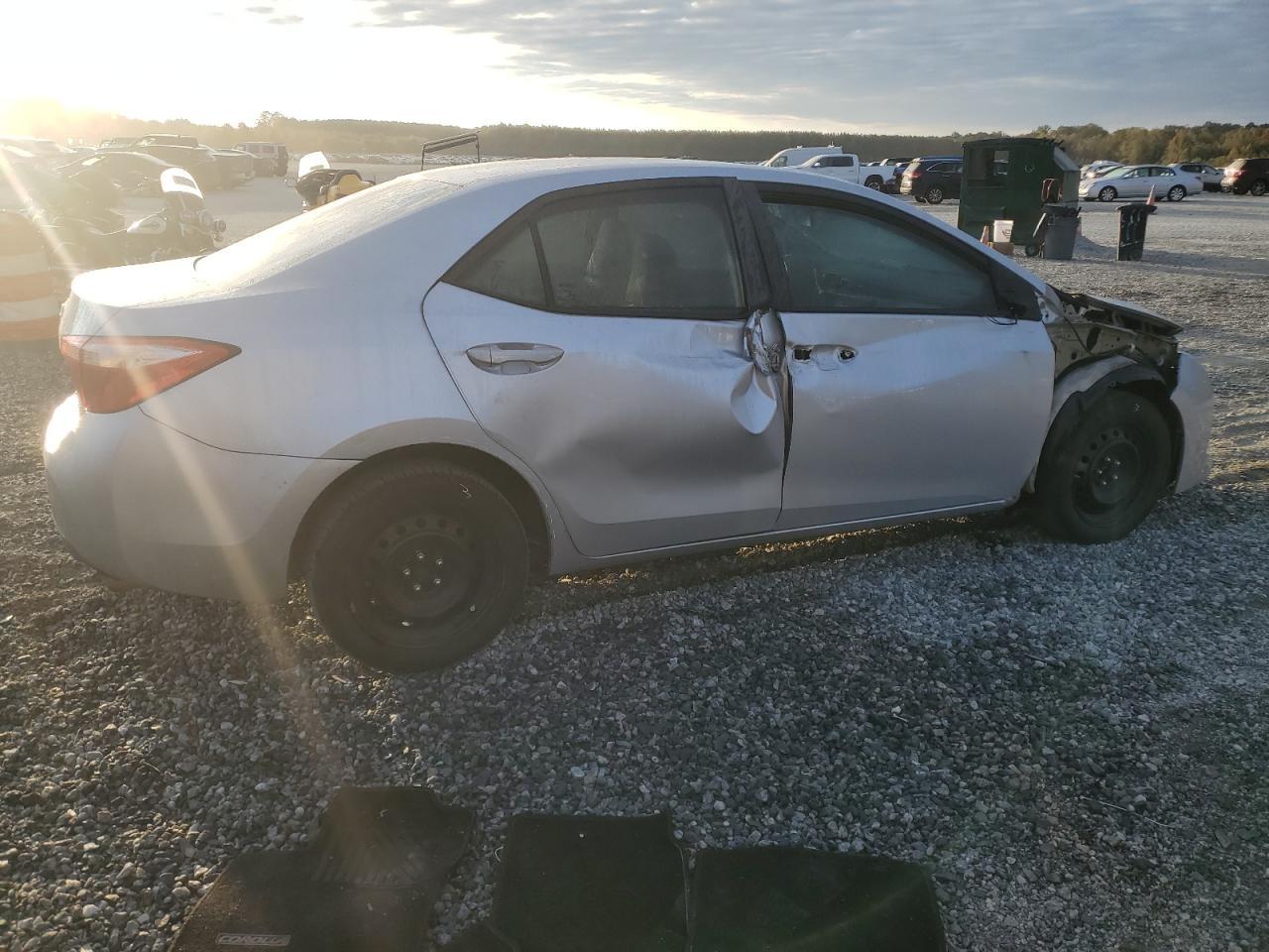 2018 TOYOTA COROLLA