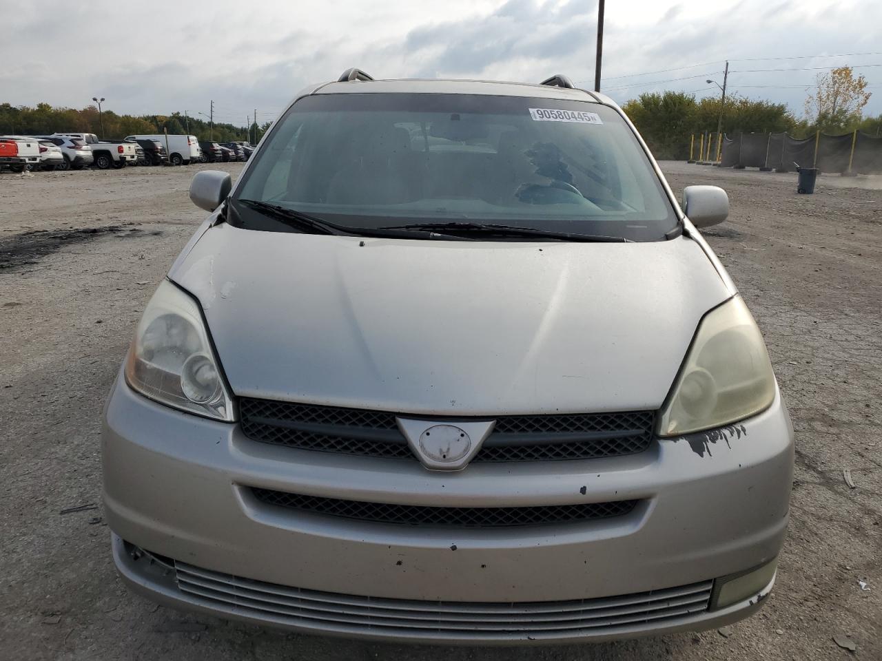 2004 TOYOTA SIENNA