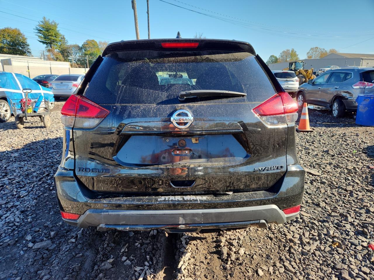 2017 NISSAN ROGUE